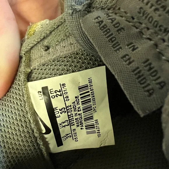 Nike Air Force 1 LV8 size 3Y US UK 2.5 EUR 35 - Picture 7 of 7